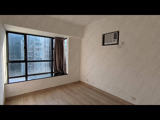 Mid Levels Central - The Grand Panorama Block 2 08