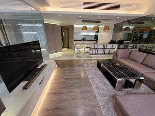 Wan Chai - Convention Plaza Apartments 03