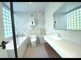 Shouson Hill - Woodland Villa 07
