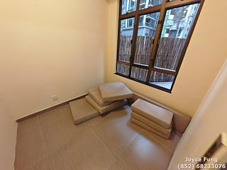 Mid Levels Central - Good View Court 05