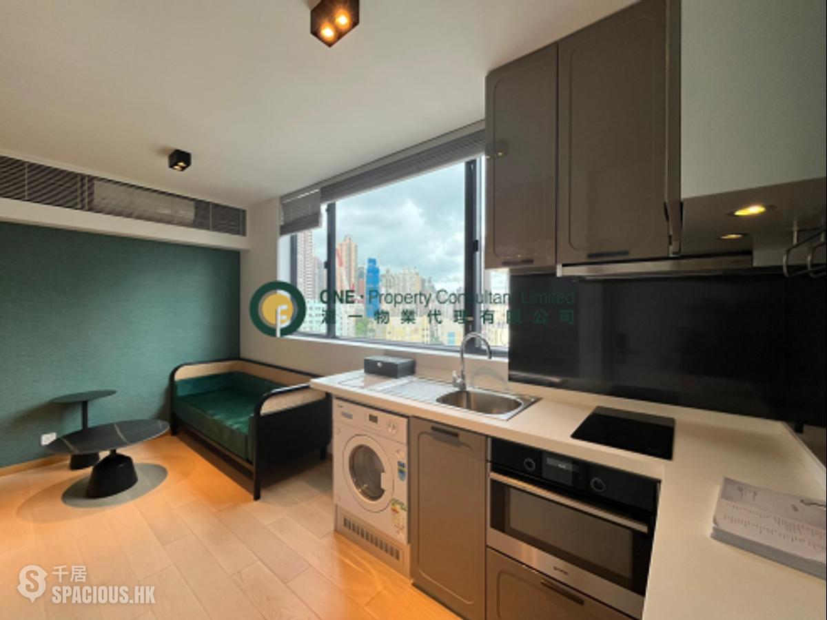 Sheung Wan - Hollywood Hill 01