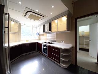 Mid Levels Central - Tregunter Block 2 10