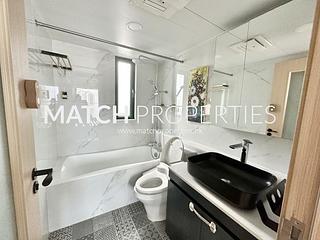 Kennedy Town - University Heights 14