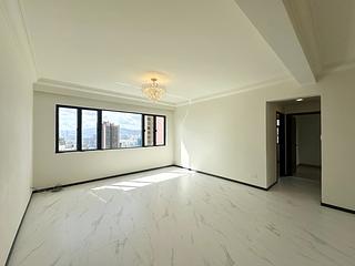 Braemar Hill - Evelyn Towers 02