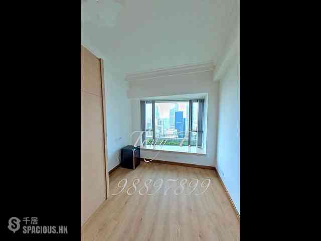 Mid Levels Central - Regence Royale Tower 1 06