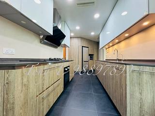 Mid Levels Central - Regence Royale Tower 1 09