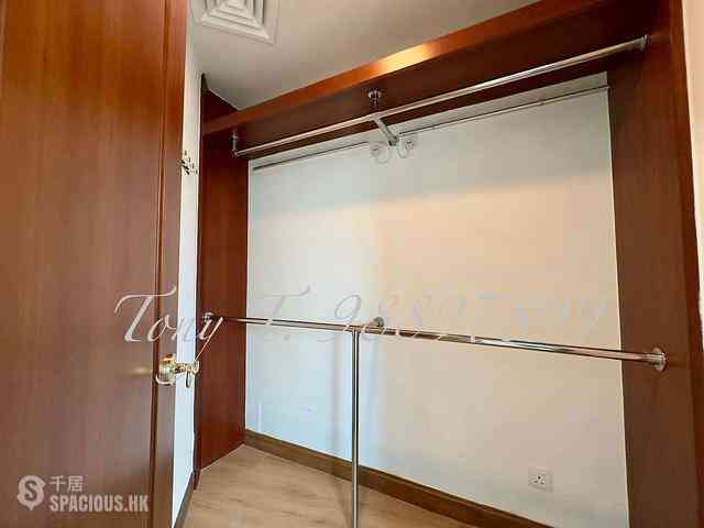 Mid Levels Central - Regence Royale Tower 1 14