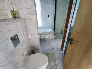 Wan Chai - The Gloucester 10