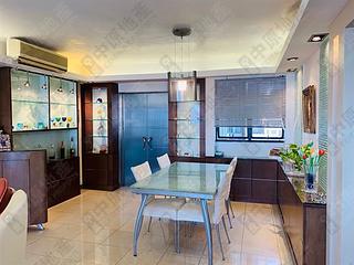 Mid Levels Central - The Grand Panorama Block 5 04
