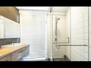 Pok Fu Lam - Bisney Terrace 06