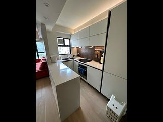 Mid Levels Central - The Grand Panorama Block 2 03