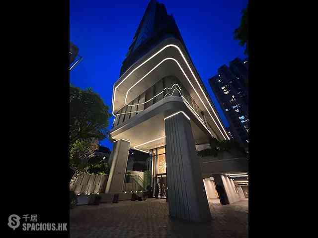 Quarry Bay - The Holborn Block B 01