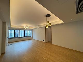 Mid Levels Central - Robinson Place 02