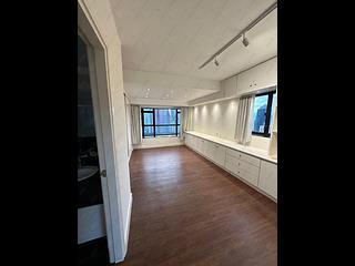 Mid Levels Central - The Grand Panorama Block 1 05