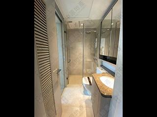 Wong Chuk Hang - The Southside Phase 1 Southland Tower 2A 03