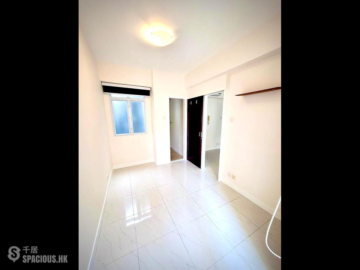 Mid Levels Central - Bonito Casa 01