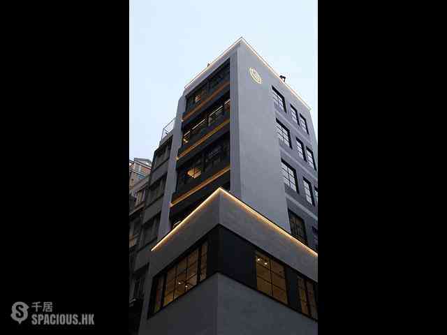 Central - 52, Gage Street 09