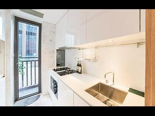 Wan Chai - The Gloucester 05