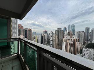 Sai Ying Pun - Centre Place 06