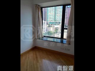 Fortress Hill - Le Sommet Block 2 03
