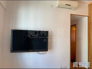Fortress Hill - Le Sommet Block 2 05