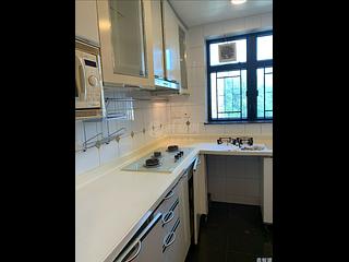 Fortress Hill - Le Sommet Block 2 06