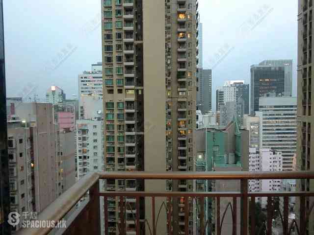 Wan Chai - The Zenith 01