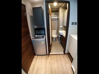 Wan Chai - Wan Fat House 18