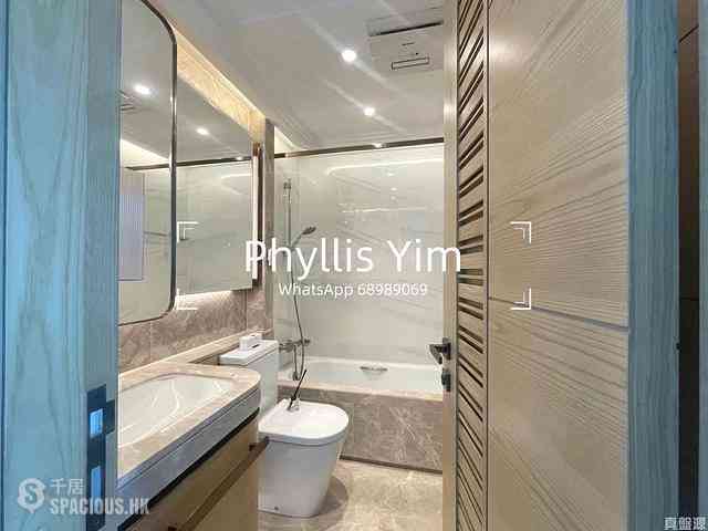 Ngau Tau Kok - Grand Central Phase 2 Block 5 07