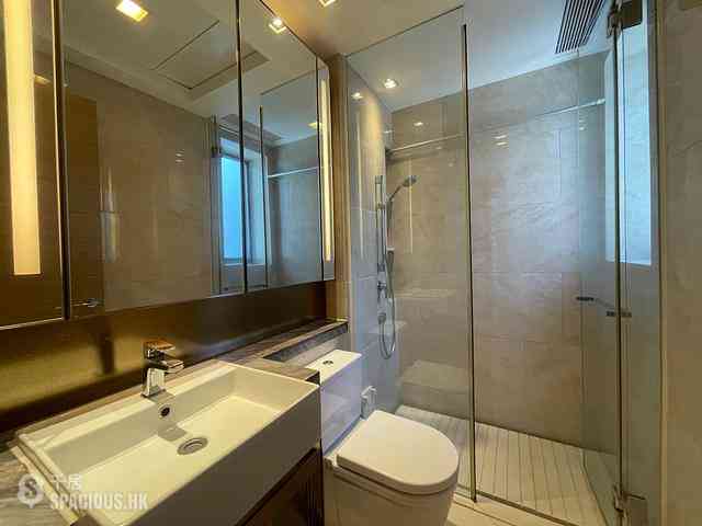Tung Chung - Century Link Phase 1 Tower 5B 06