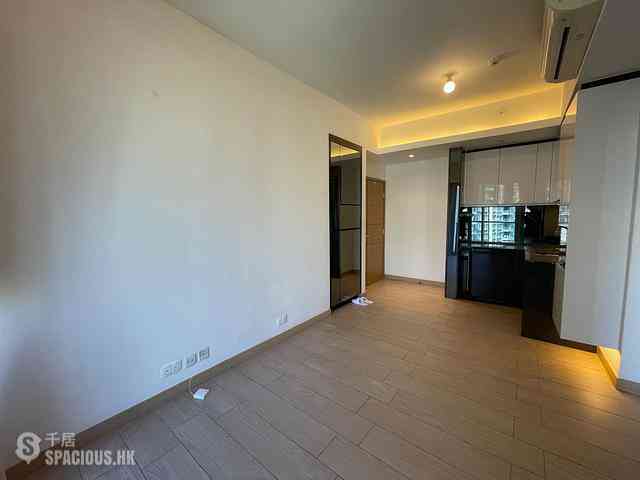 Tung Chung - Century Link Phase 1 Tower 5B 02