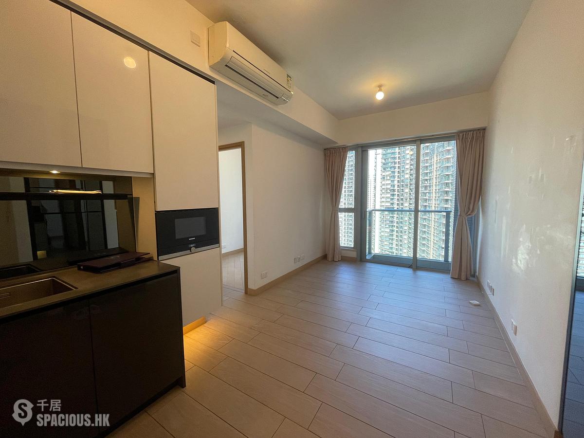 Tung Chung - Century Link Phase 1 Tower 5B 01