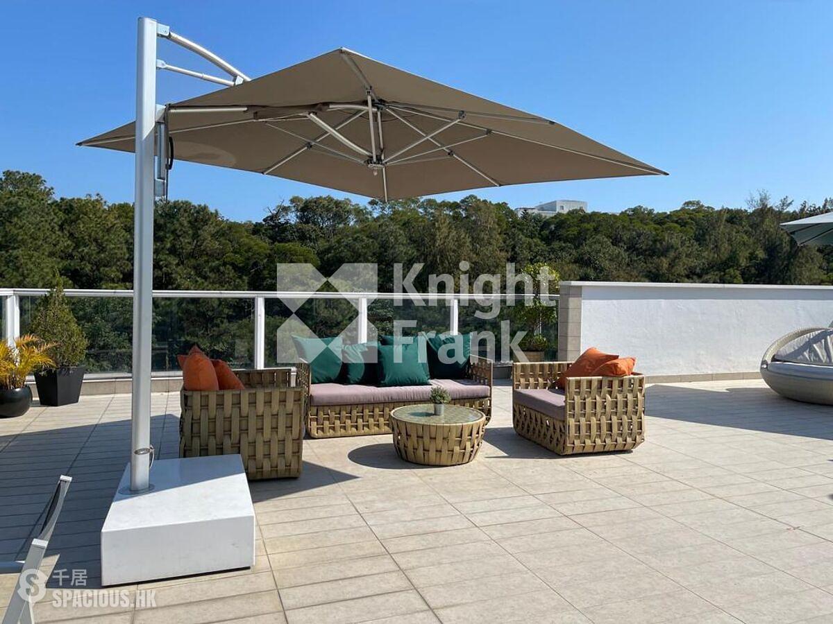 Clear Water Bay - Mount Pavilia 01