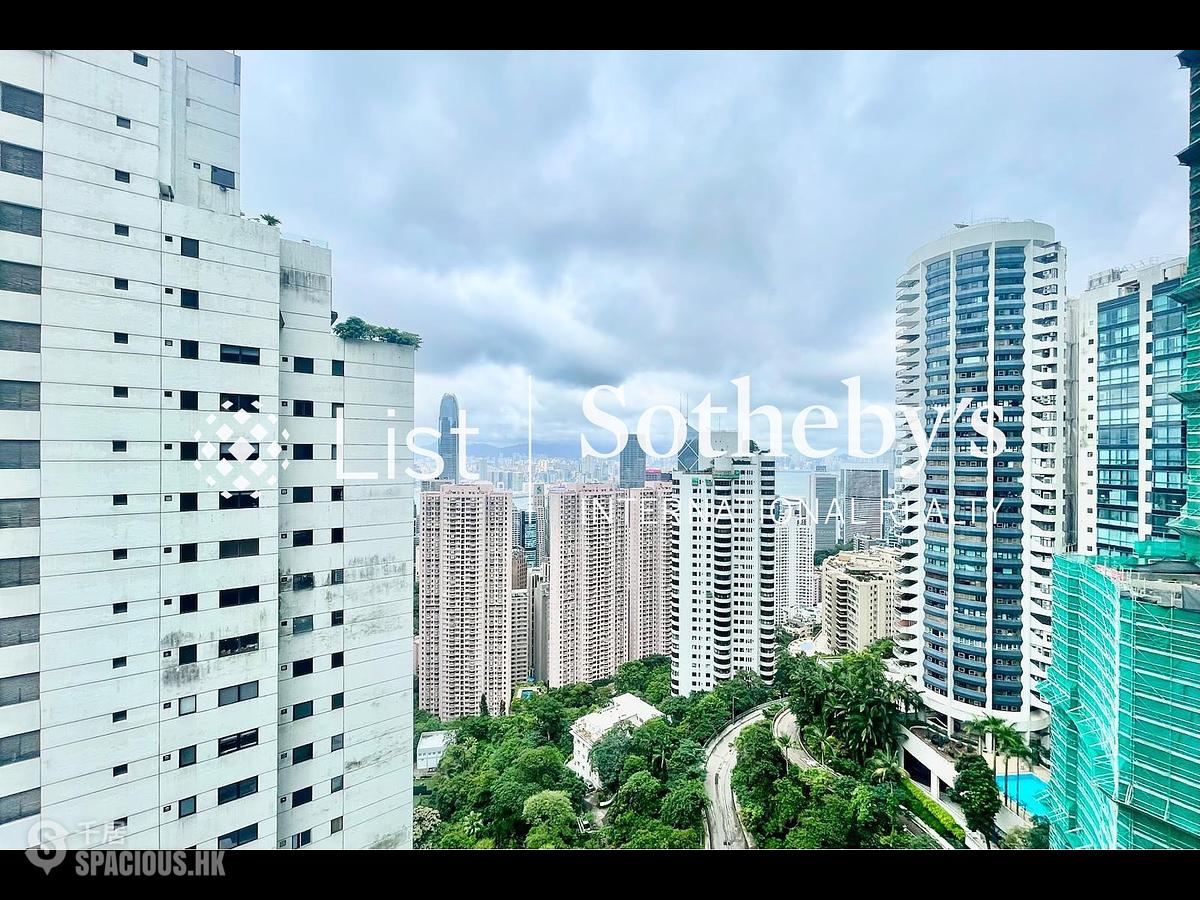 Mid Levels Central - Branksome Grande 01