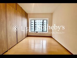Mid Levels Central - Branksome Grande 09