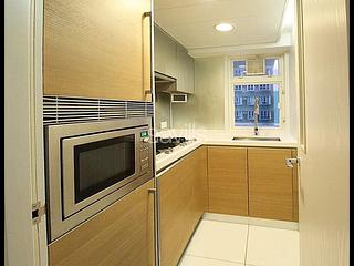 Soho - Centrestage 03