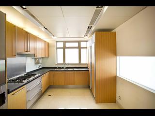 The Peak - 40, Peak Road 04