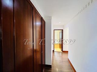 Mid Levels Central - Tregunter Block 2 09