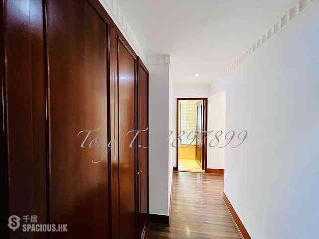 Mid Levels Central - Tregunter Block 2 09