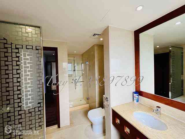 Mid Levels Central - Tregunter Block 2 17