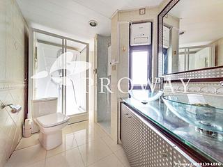 Mid Levels Central - Birchwood Place 08