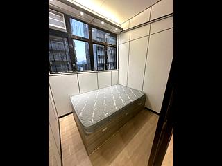 Sai Ying Pun - Luen Tak Building 06