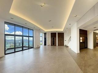 The Peak - Altadena House 03