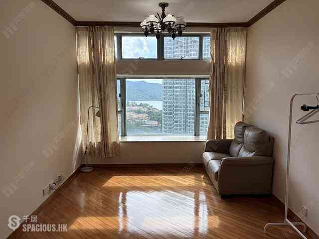 Tung Chung - Tung Chung Crescent Phase 1 Block 3 01