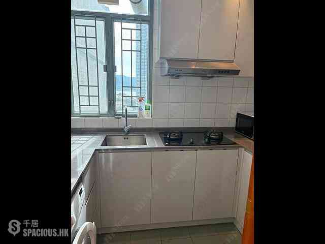 Tung Chung - Tung Chung Crescent Phase 1 Block 3 04