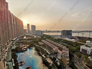 Tung Chung - Caribbean Coast Phase 2 Albany Cove Tower 8 02