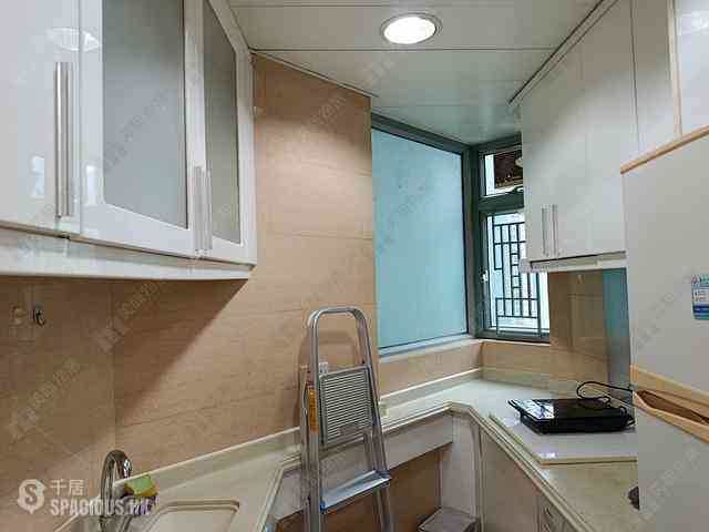 Tung Chung - Caribbean Coast Phase 1 Monterey Cove Tower 5 05
