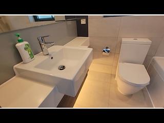 Sai Wan Ho - Grand Promenade Block 6 05