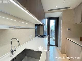 Mid Levels Central - 3, MacDonnell Road 06