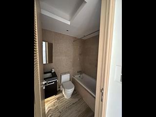 Wong Chuk Hang - Marinella Block 1 06